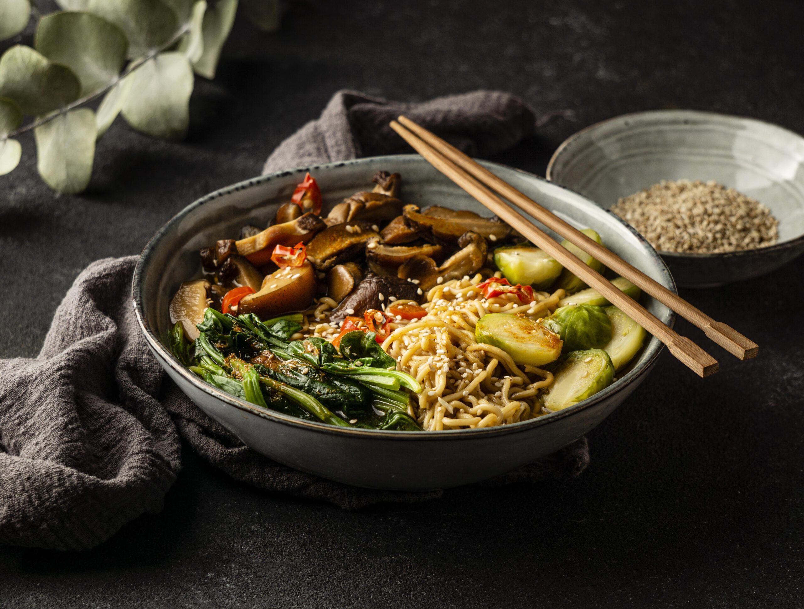 2 Receitas de yakisoba super fácil de fazer!