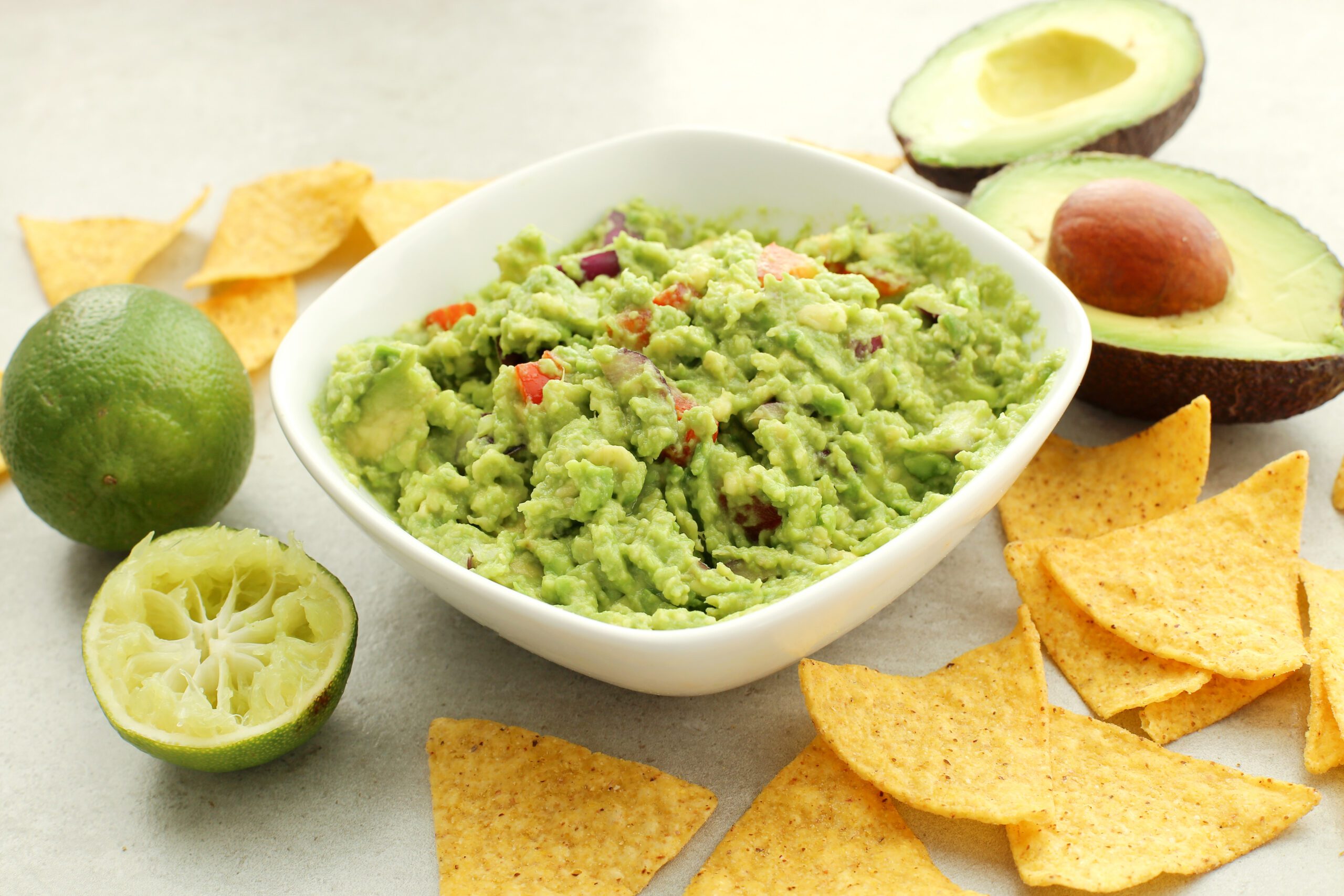 Você gosta de guacamole? Então confira essas 3 receitas que preparamos, são de dar água na boca!