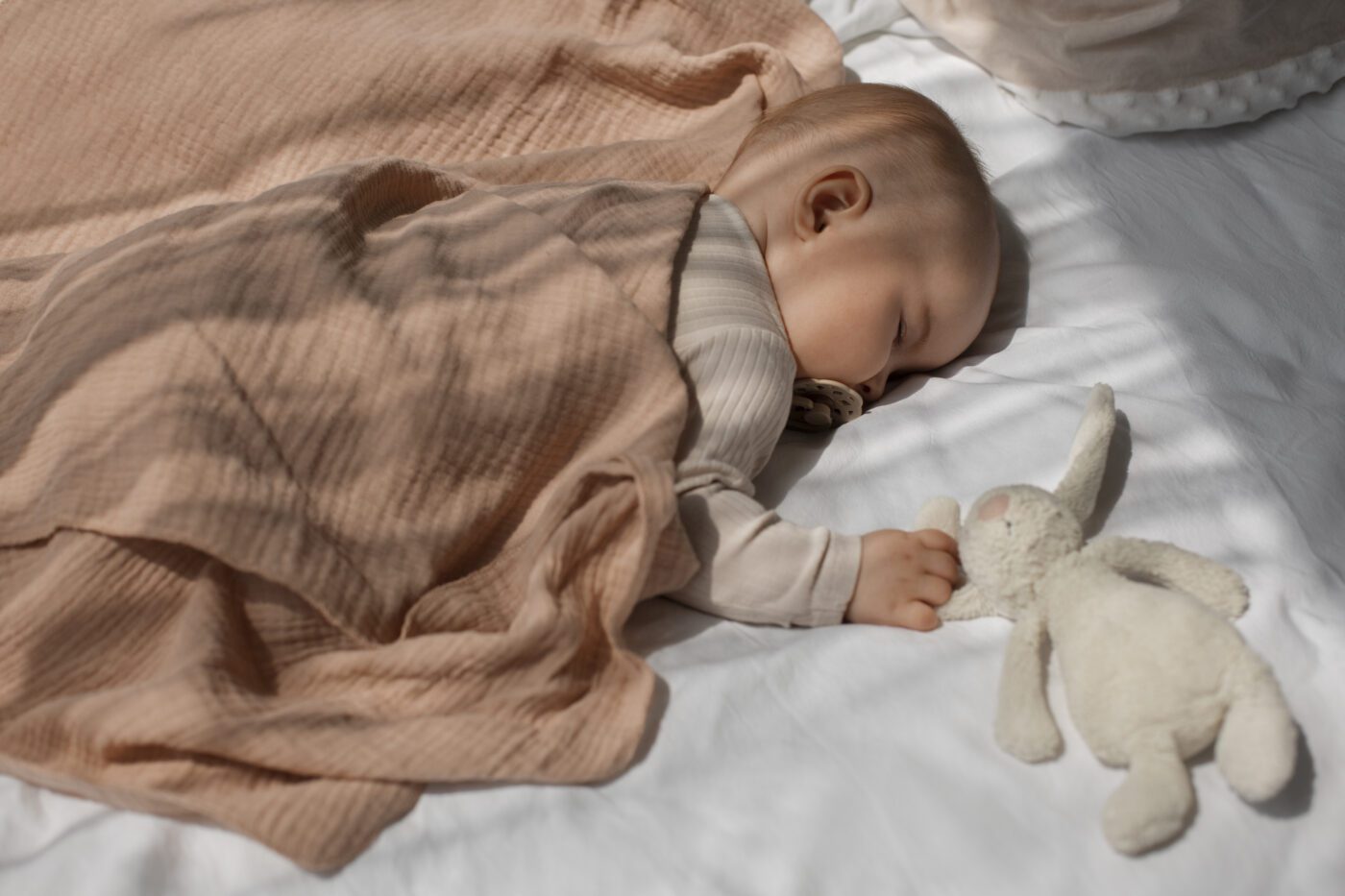 O que fazer para o bebê dormir a noite toda? bebê