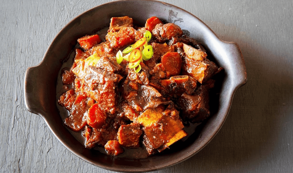 2 Receitas de costelinha de porco com linguiça na panela de pressão, que todos vão amar!